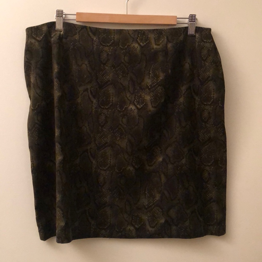 Karen Scott Animal Print Skirt Size 16